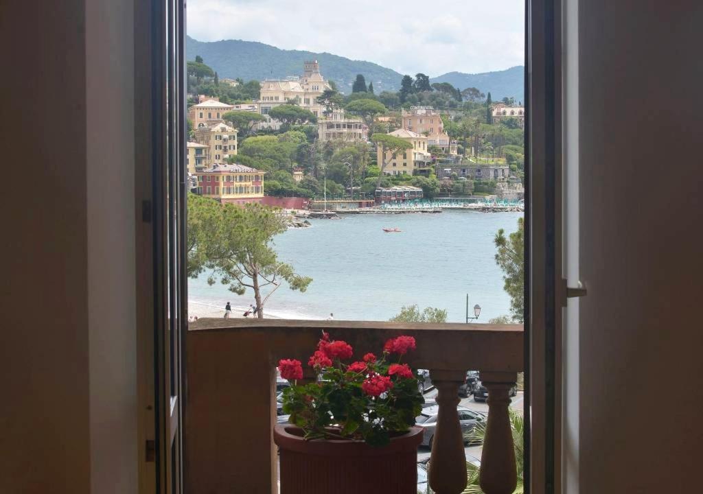 Caprera Flexyrent No Air Conditioning - Seafront Santa Margherita Ligure Eksteriør billede